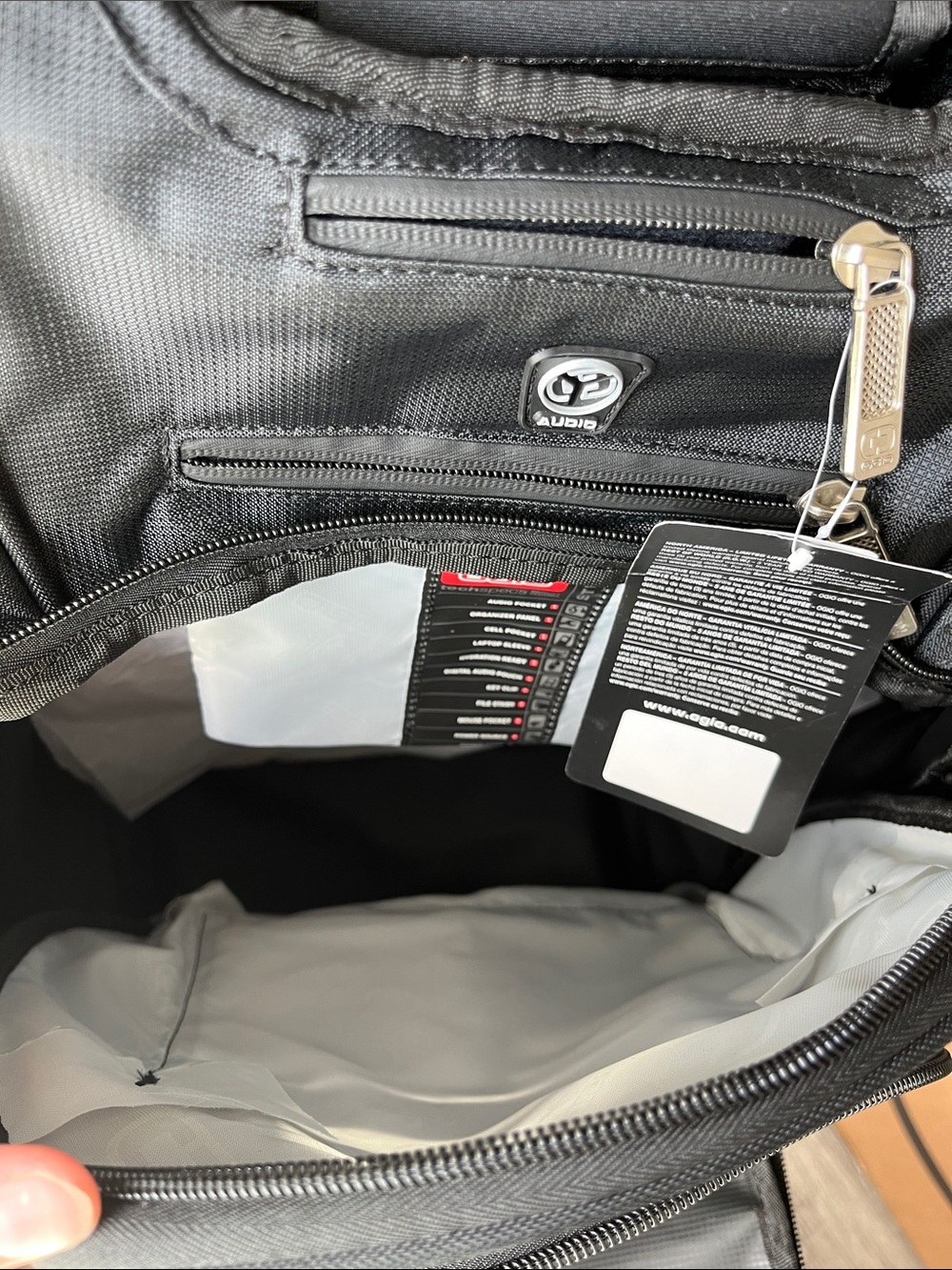 OGIO Black Metro Backpack NWT - Picture 2 of 4